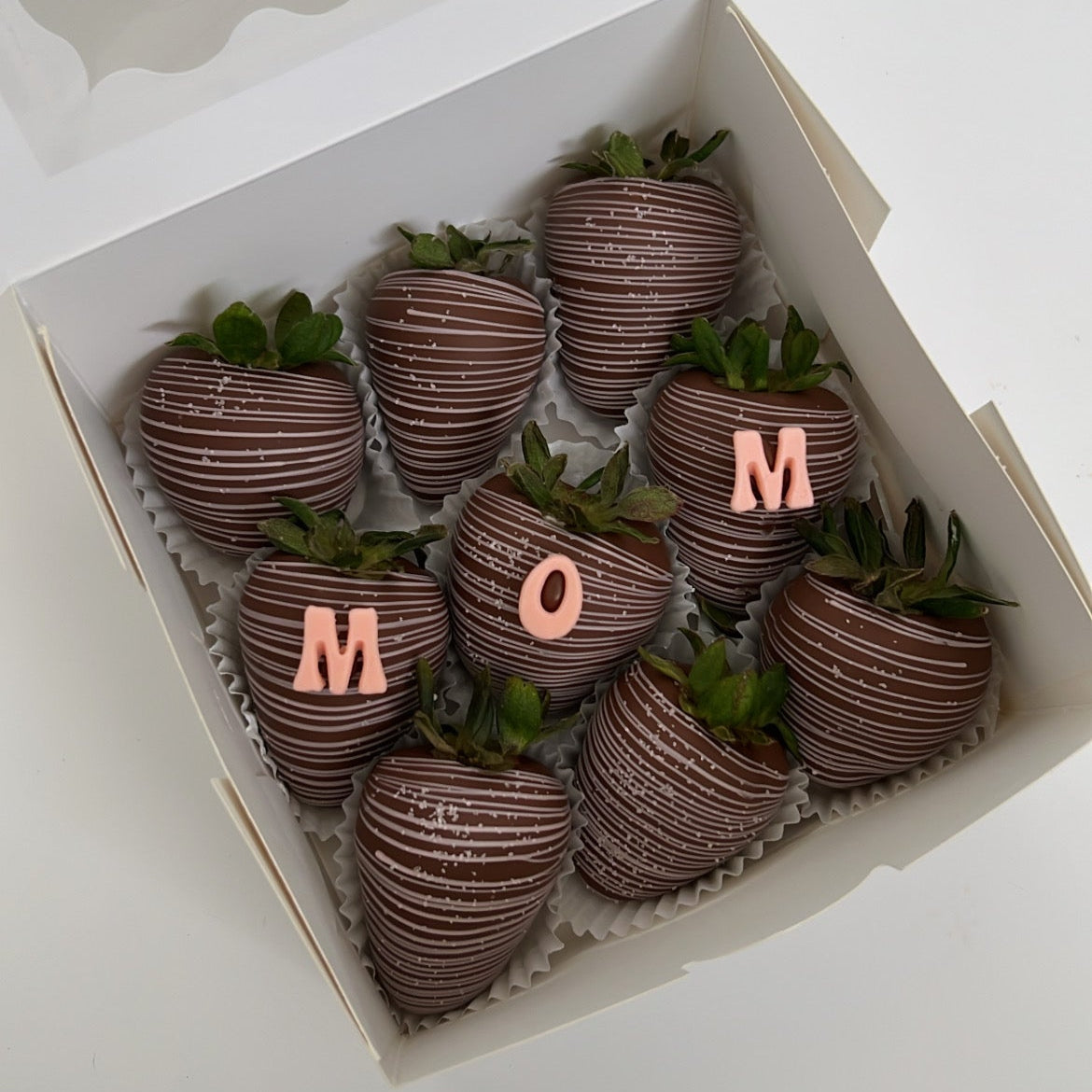 MOM BOX