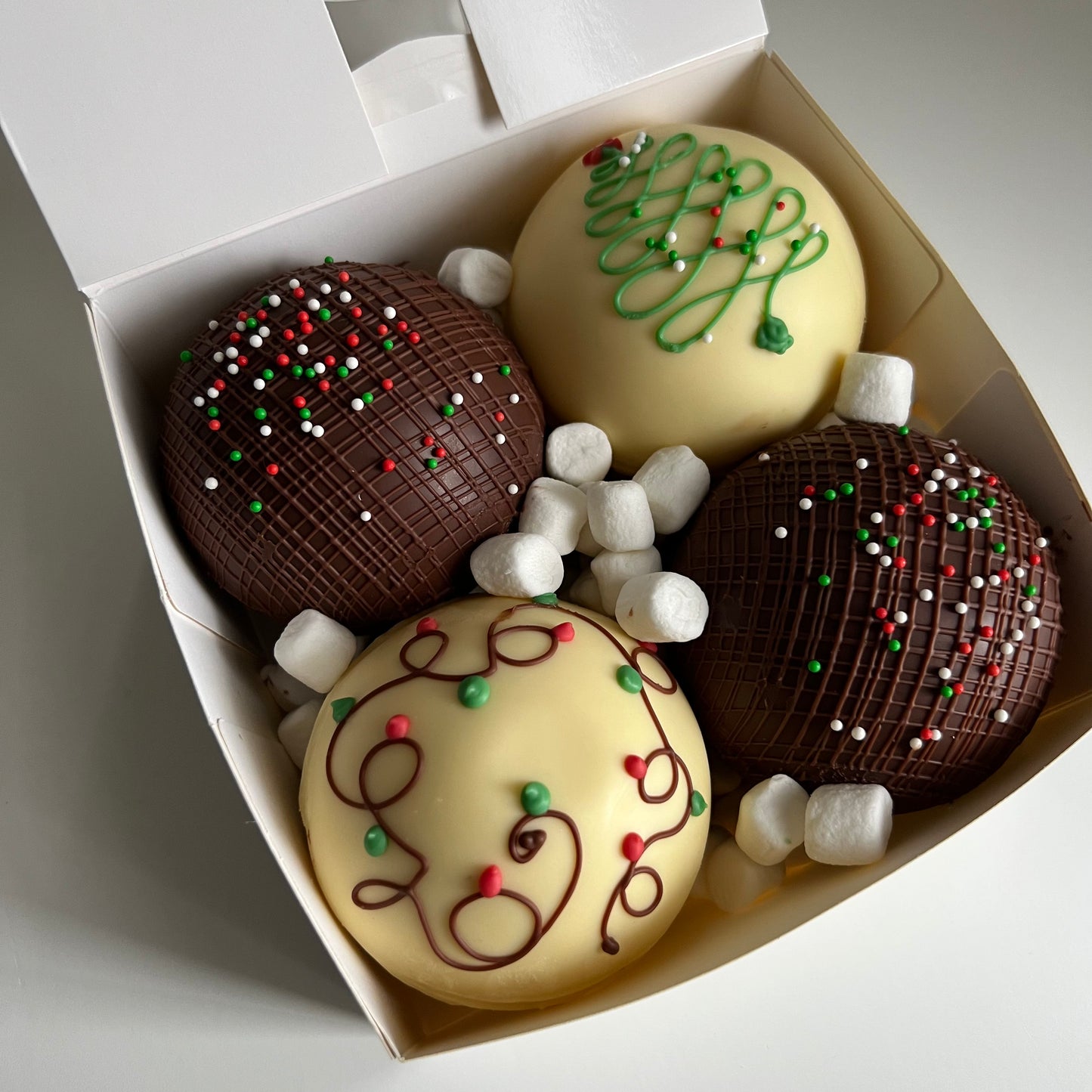 HOLIDAY HOT COCOA BOMBS