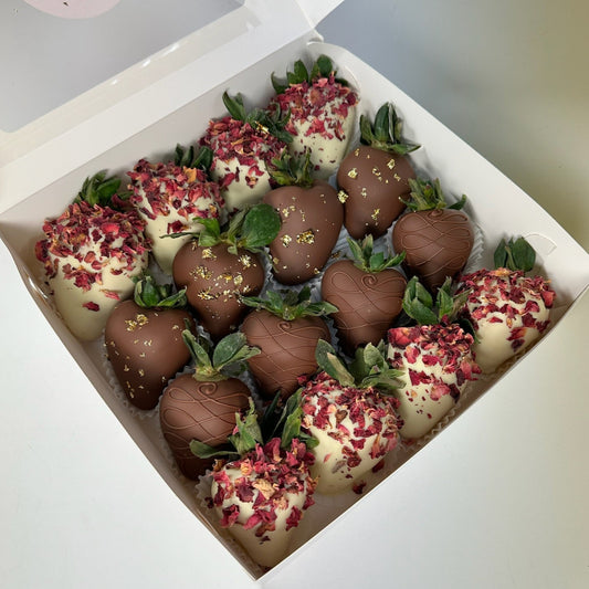 ROSE PETAL BOX